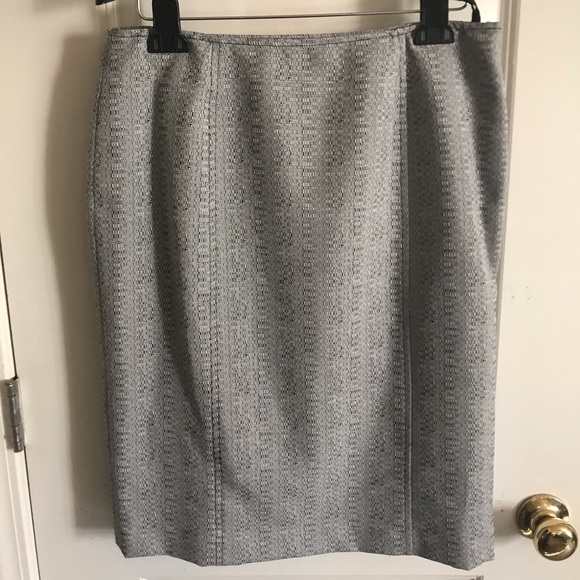 Suit - Picture 2 of 4